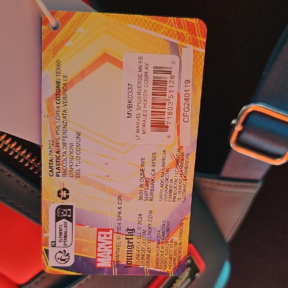 Loungefly Spiderman Into The Spiderverse Cosplay mini backpack. - Picture 9 of 13